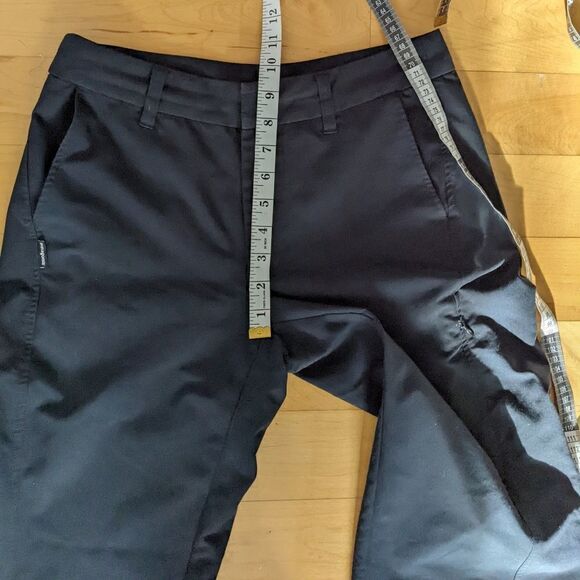 Patagonia Black Straight Leg Hiking Pants size 6 @B5 - Picture 13 of 13